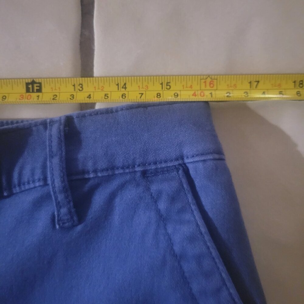 G.H. Bass & Co Women's Chino Cropped High Waist Pant Blue Elastic Back = Size 10 - Picture 5 of 10